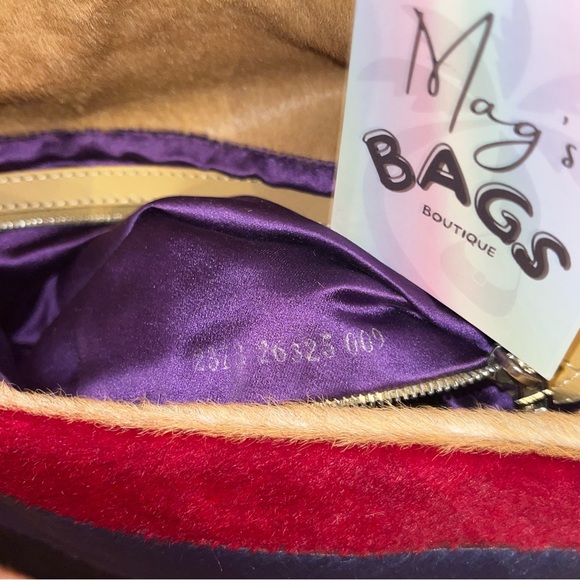 Fendi: Pony Calf Hair Multi Color Patchwork Leather Mamma Baguette Shoulder Bag - Picture 17 of 17